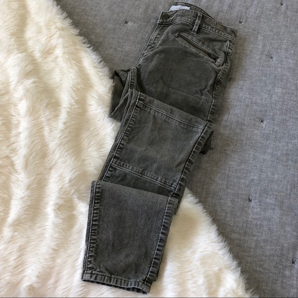 LOFT Pants - Loft olive green modern skinny ankle moto zip corduroy pants 2 zip pocket detail